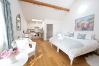 Studio mit Kingsize-Bett