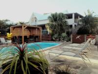 LE COLONIAL, T4 à 5 mn Aeroport dans villa de standing - B&B