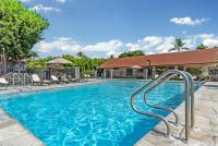 Kona Surf & Racquet 1-305 by Casago Kona - Luxury Oceanfront & Fun - B&B Kailua-Kona