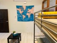 Posto Letto in Dormitorio Misto con 8 Letti