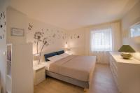 Apartamenty Sjesta River blisko centrum, prywatny parking, dodatkowy bezplatny parking w centrum miasta - Chambres d'hôtes Kudowa-Zdrój
