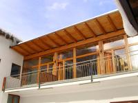 Apartment mit 2 Schlafzimmern und Balkon - Top 1