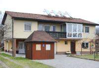 Apartma Vila Zigmund - Chambres d’hôtes Cerknica
