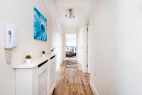 CONEN Chafford Apartment - B&B