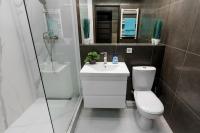 City center. Panoramic windows. Fireplace. - B&B Chişinău