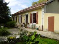 Maison accueillante à Gabarret, jacuzzi et jardin - B&B Gabarret