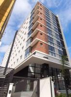 609-Apartamento Encantador, com 1 vaga de GARAGEM, Todo Mobiliado e Decorado, Edificio com Academia, Lavanderia, Excelente localização no Rebouças, Proximo ao Batel e Centro - B&B Curitiba