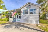 Walk to Beach Miramar Tropical Cabana with Deck! - B&B Destin