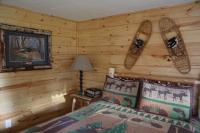 B&B Schroon Lake - Rowe's Adirondack Cabins of Schroon Lake - Bed and Breakfast Schroon Lake