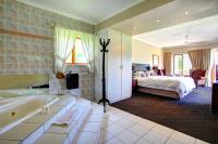 Honeymoon Suite
