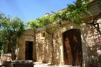 Son Jordi nou, beautiful villa near Alaro big swimming pool, BBQ mountain views 12people - Bed and Breakfast