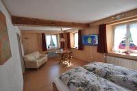 Deluxe Double Room with Shower