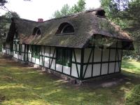 Czarcia Chata - Bed and Breakfast Smołdziński Las