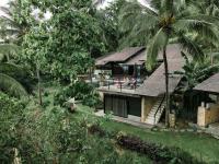 Kirikan Villas, Secluded Jungle Paradise - Bed and Breakfast Selongbelanak