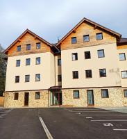 Moji Sousedi - Apartmán Červená - B&B