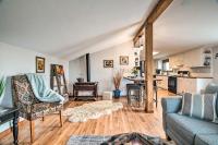 B&B Fort Collins - Lovely Barn Loft with Mountain Views on Horse Estate - Bed and Breakfast Fort Collins
