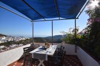 Casa Fernando, Frigiliana Traditional townhouse with amazing views HansOnHoliday Rentals - B&B