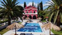 B&B Káto Yerakaríon - Zissis Villa & pool 5min drive to beach - Bed and Breakfast Káto Yerakaríon