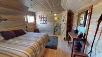 B&B Verdure - Canyonlands Barn Cabin with Loft, Full Kitchen, Dining Area for Large Groups - Bed and Breakfast Verdure