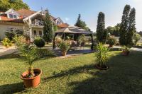 Dio Apartmanok - B&B Balatonboglár