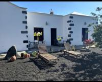 Numero28,Casa Tilama - Bed and Breakfast Uga