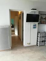 Appartement classé 3 étoiles au 1er étage d'une maison avec jardin dans un quartier calme - Chambres d'hôtes Cavalaire-sur-Mer