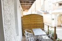 Gîte urbain ancienne écurie au centre ville et PARKING - B&B Nantes