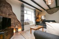 Harbour Way Cottage by Coast & Country Stays - B&B Seahouses