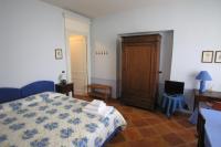 Studio (2 Adults)