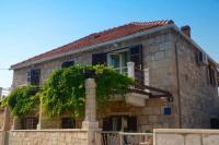 Luxury apartment Ljilja near the beach - B&B Postira