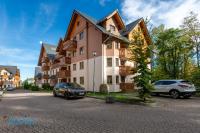Apartamenty BlueSky - balkon, spokojna , zielona okolica, idealne dla rodzin, blisko centrum Karpacza, PKP i sklepów - Ferienwohnung Karpacz