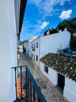 LA CRUZ DE LA ATALAYA - B&B Benamahoma