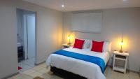 B&B Bloemfontein - The Lantern Guesthouse - Bed and Breakfast Bloemfontein