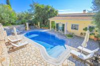 Villa Natasha - B&B Katávolos