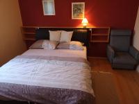 Apartment (2 Adults)