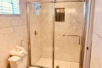 King & Queen Suite #7 - Ferienwohnung Nassau