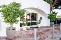 Cosy by the pool - B&B Quarteira