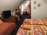 Triple Room with Shower