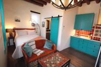 B&B Santa Fe - Closson Studio - Stylish - Near Plaza - Queen bed - Bed and Breakfast Santa Fe