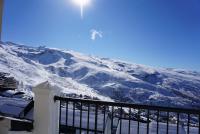Beautifully Renovated 4 Bedroom Apt + Kid's Room - Chambres d’hôtes Sierra Nevada