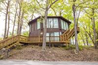 Unit 22 - Treetop 2 Bedroom Villa - Bed and Breakfast Four Seasons