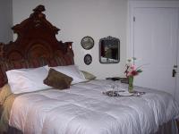 Victorian/Honeymoon King Suite