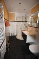Deluxe Room (1 adult + 2 children)