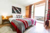 Apartment with Mountain View