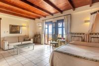 Superior Jacuzzi Room with Sea View