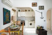 Residence Degli Agrumi Mare - Appartamento Alicudi - Ferienwohnung Taormina