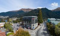 Ramada Queenstown Central