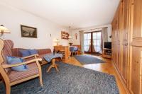 Apartment mit Balkon