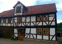 Ältestes Haus in Quentel - Ferienwohnung 1 mit kleinem Garten - B&B Hessisch Lichtenau