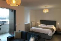L'ECHAPPEE BELLE - Charme, Parking & Proche Lac - B&B